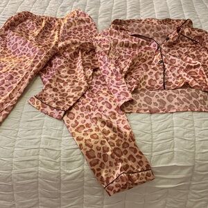 Leopard Print Pajamas Set